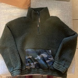 American Eagle OFFLINE fleece quarter zip